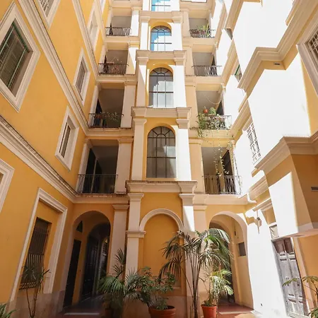 Essenza House Via Alessandria
