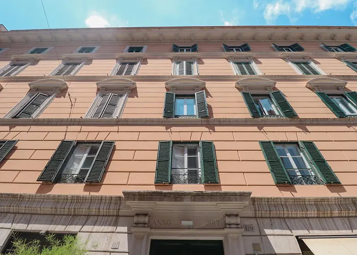 Essenza House Piazza Fiume Гостевой дом 4*