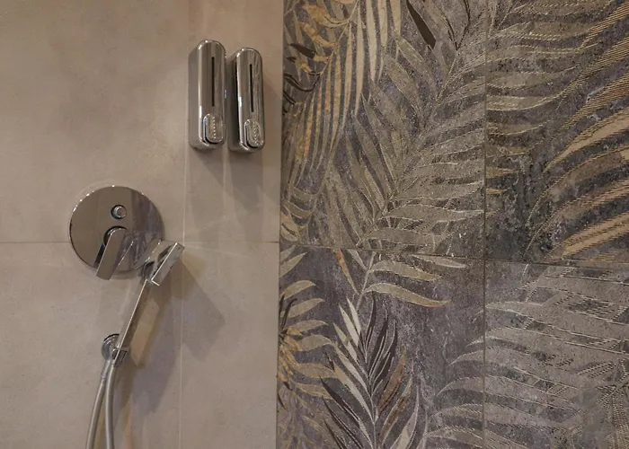 Essenza House Piazza Fiume Гостевой дом 4*