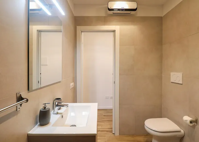 Essenza House Piazza Fiume 4*