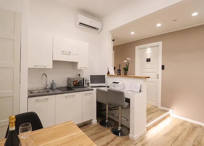 Essenza House Piazza Fiume 4*
